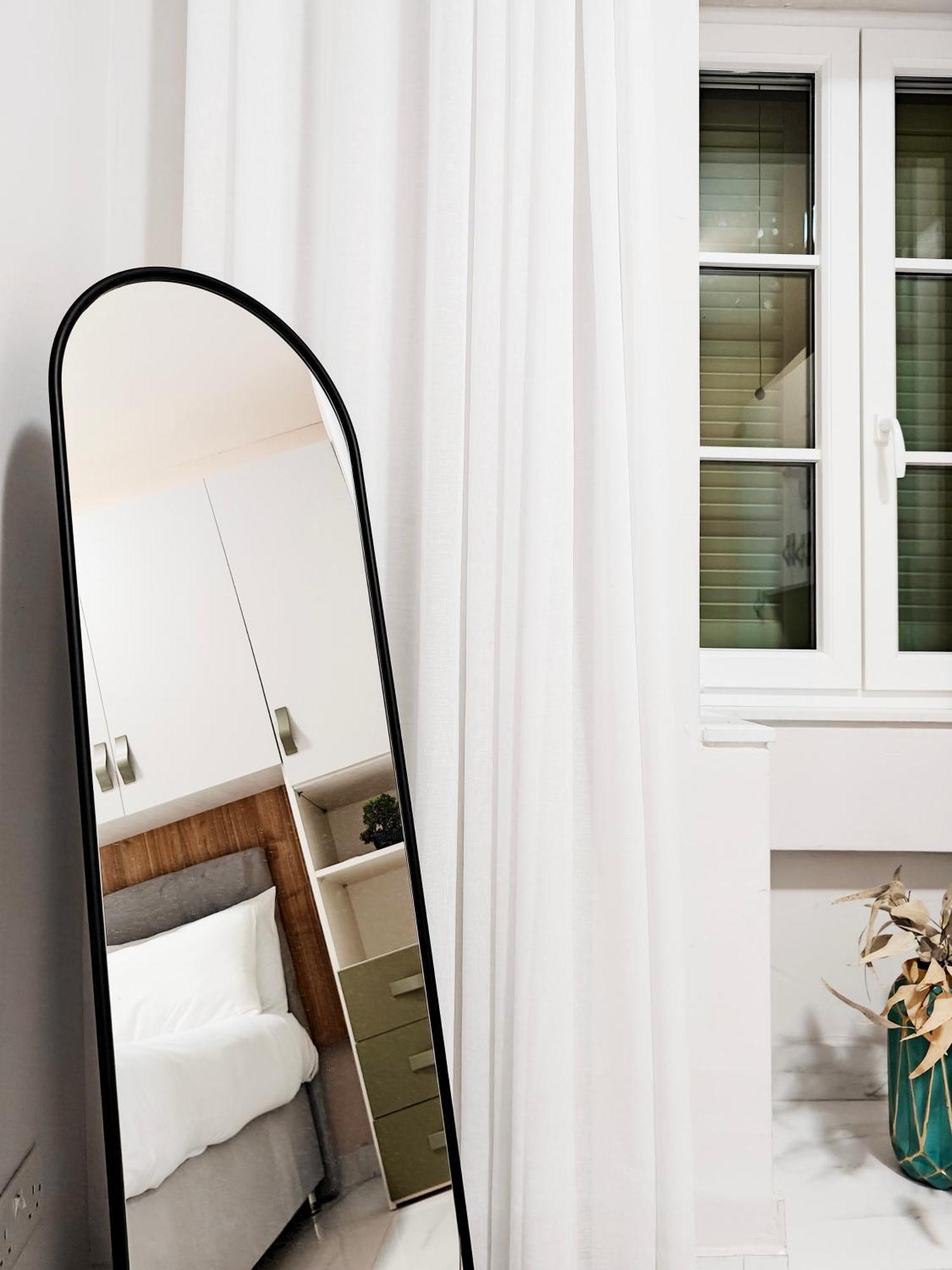 Happiness Apartment Qormi Bagian luar foto