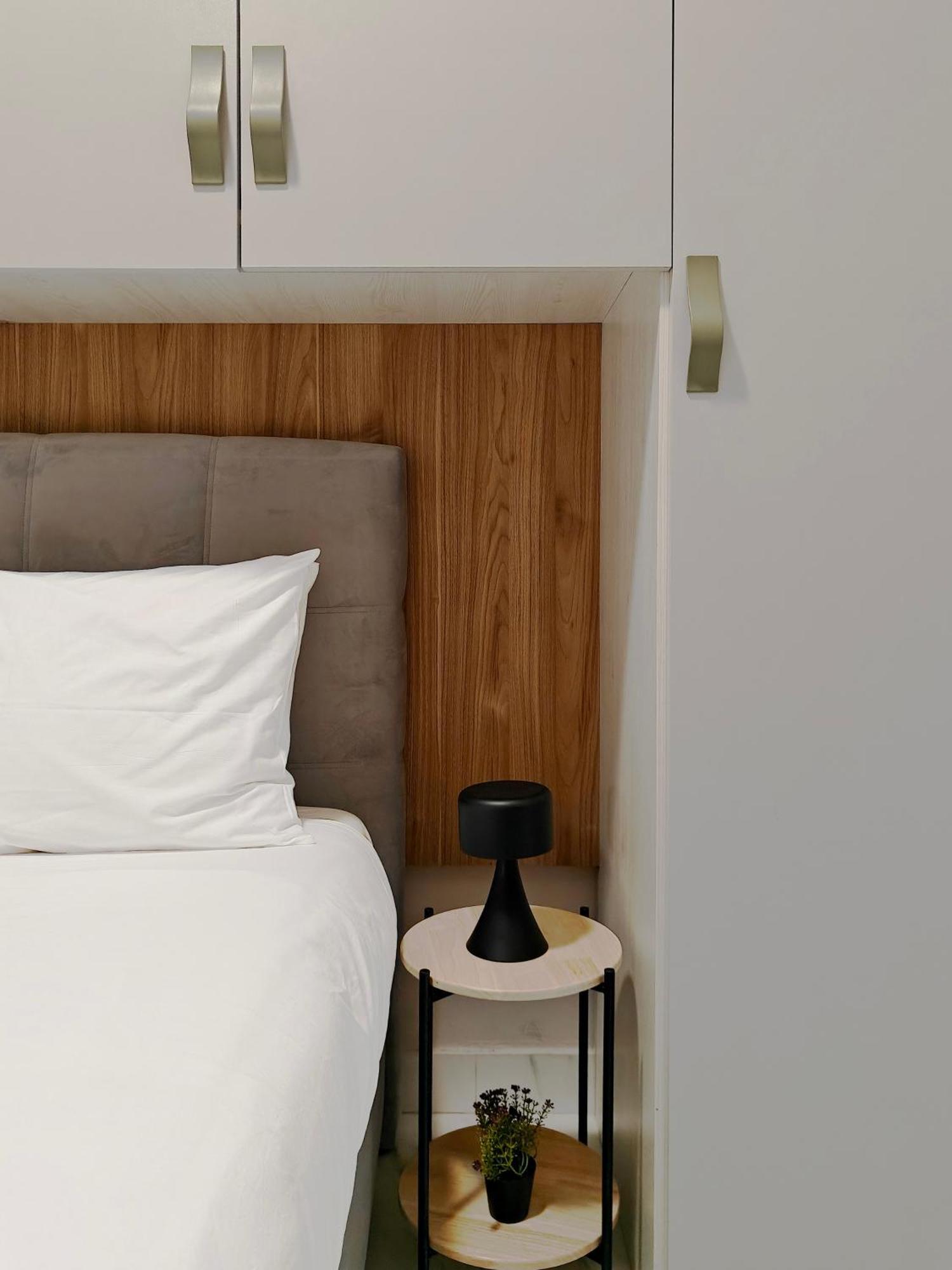 Happiness Apartment Qormi Bagian luar foto